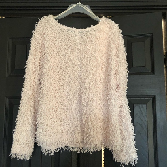Off white boutique shag sweater - Picture 1 of 3